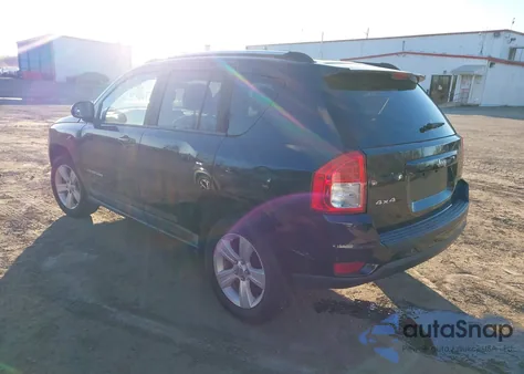 2011 Jeep Compass из США, поврежденный, VIN 1J4NF1FB7BD188525